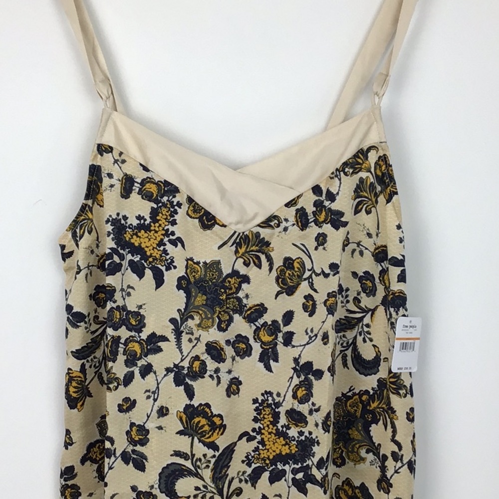 Free People Cami Small size - Picture 7 of 8